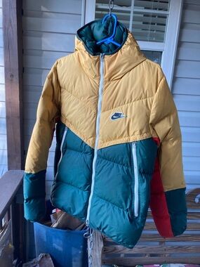 Nike Windrunner Puffer Down Jacket Mens Small